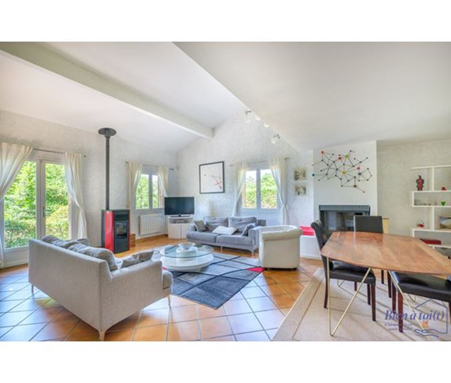 Villa TASSIN LA DEMI LUNE (69160) BIEN A TOI(T)