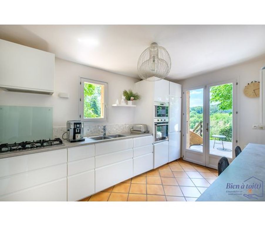 Villa TASSIN LA DEMI LUNE (69160) BIEN A TOI(T)